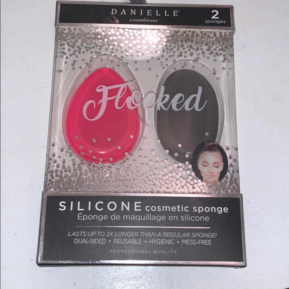 Silicone makeup sponge